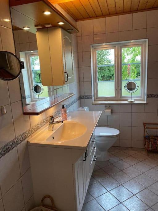 Droemhus Pa Oesterlen Glemminge Esterno foto